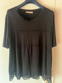 T-shirt curvi nera over alberto cacciari