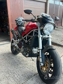 Monster S4 (916)