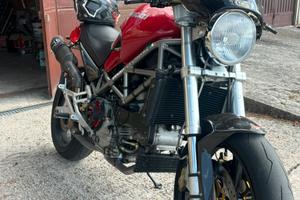 Monster S4 (916)