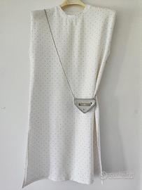 Vestito con borsellino