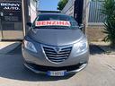 lancia-ypsilon-0-9-twinair-85-cv-5-porte-s-s-plati