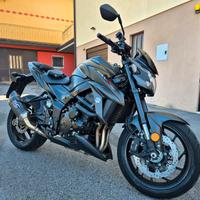 Suzuki GSX-S 750 solo 6400 km