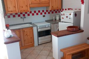 Casa ristrutturata con terreno e garage