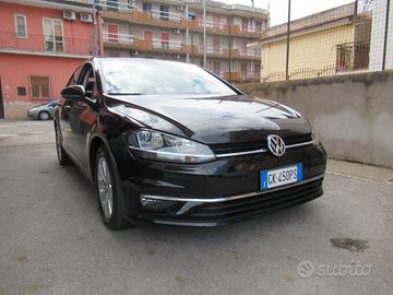 Volkswagen Golf 1.6 TDI 115 CV DSG 5p. Executive B