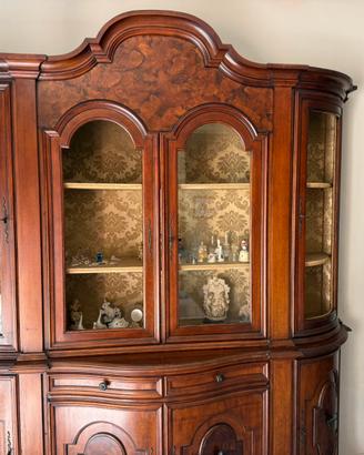 Vetrina/credenza stile Barocchetto veneziano