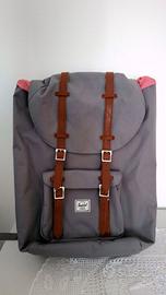 Zaino Herschel Little America 25L pari al nuovo