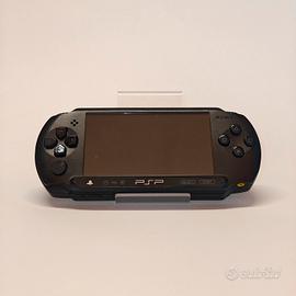 Psp street e 1004 + giochi e accessori