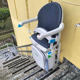 Montascale per esterno