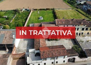CASA INDIPENDENTE A DELLO