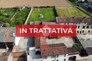 CASA INDIPENDENTE A DELLO