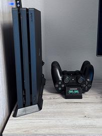 PlayStation 4 PRO 1TB + videogiochi