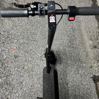 Monopattino elettrico vivobike s2