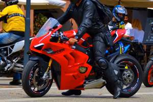 Ducati panigale v4s Valuto permute