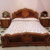 Camera da letto in legno completa