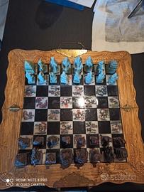 Scacchiera Orientale  intagliata in legno