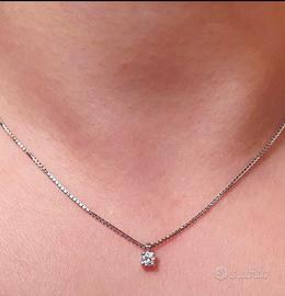 Girocollo punto luce oro 18 e diamante