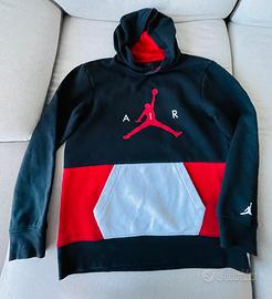 Felpa Jordan 13 15 anni con qualche segno usura Tutto per i bambini In vendita a Bergamo