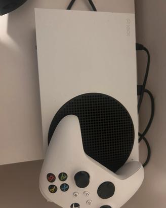 Xbox serie s + 2 joystick