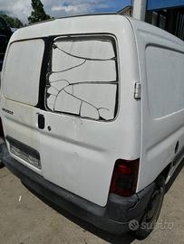 Fanale posteriore destro PEUGEOT RANCH del 2005