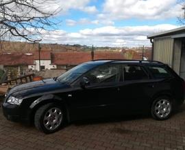 AUDI A4 2ª serie - 2004