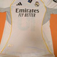 Maglia Mbappe Real Madrid