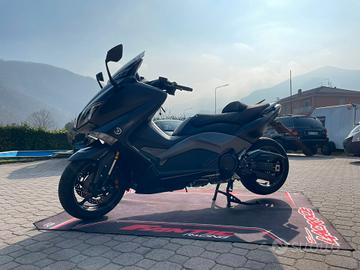 Yamaha T Max 530