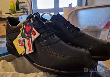 Scarpe di pelle nera 