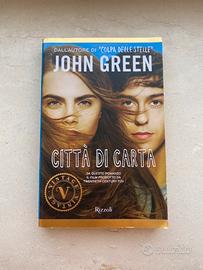 Libro “Città di carta” di John Green