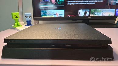 Playstation 4 Slim- 500 GB
