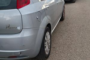 fiat grande punto 2009 90 cv diesel 