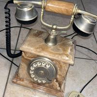 Tefono vintage in onice anni ‘50