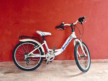 Bicicletta bambina .