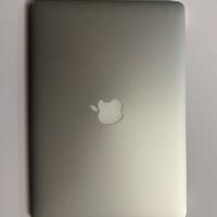 Apple MacBook Air 13.3” (Early 2015)