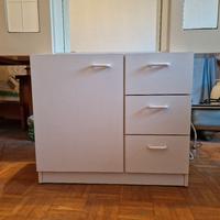 Specchiera e mobiletto sottolavabo