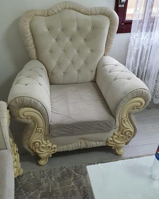 Divano elegante stile francese