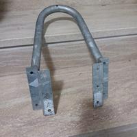 Staffa  blocca ruota  per scooter o moto