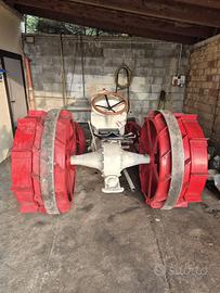trattore agricolo FORDSON F del 1917 con bobine
