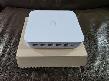Ubiquiti - Unifi cloud gateway Ultra