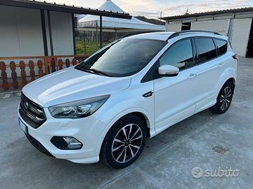 FORD KUGA 2.0 TDI 120cv 2018 ST Line