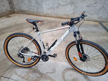 MTB DA 29 MARCA SUPERIOR MODELLO XC  858