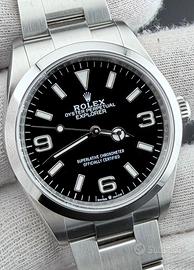 Rolex Explorer 124270 - Pari al nuovo full set