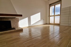 Quadrivano non ammobiliato