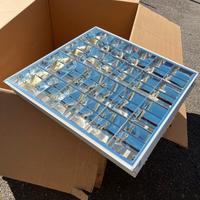 Stock lampade neon controsoffitto