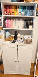 LIBRERIA CON SPORTELLI 