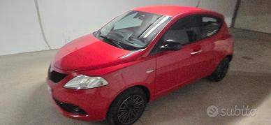 Lancia Ypsilon Hybrid 2020 perfetta