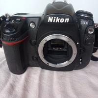 nikon D300 con obiettivo 16 85