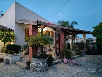 Cascina/Casale - Vittoria