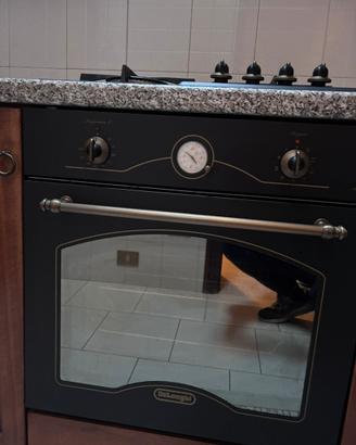 Forno Delonghi ad incasso