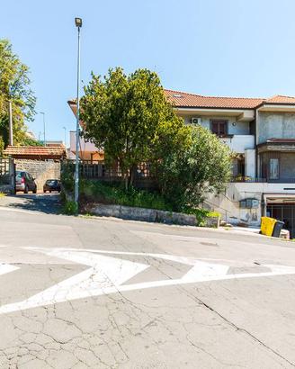 Casa Semindipendente - Tremestieri Etneo