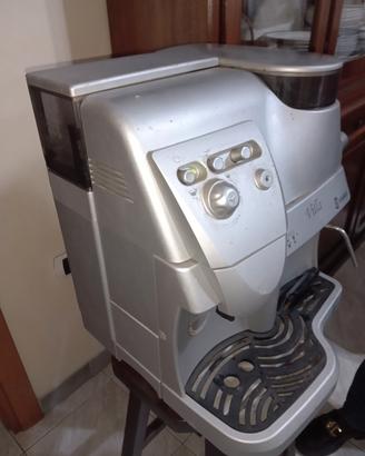macchina da caffè Villa con macina caffe